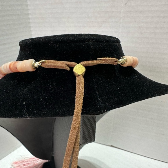 Sarafina pink/peach quartz tassel necklace - Picture 4 of 8